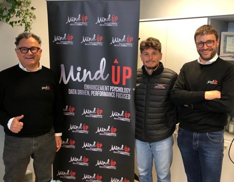 MindUP Enhancement Psychology ® in action at the Proracing Motorsport Academy Camp organized by Athletica
